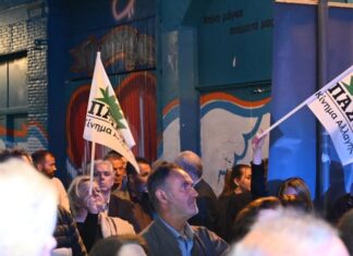 Μήνυμα νίκης για το ΠΑΣΟΚ και το Δημήτρη Κωνσταντόπουλο από το Μεσολόγγι