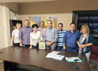 Δωρεά απινιδωτή από την Περιφέρεια στον Ιατρικό Σύλλογο Αγρινίου