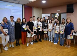 «Ο Γλυκός Μένιος» ευαισθητοποιεί τους μικρούς μαθητές