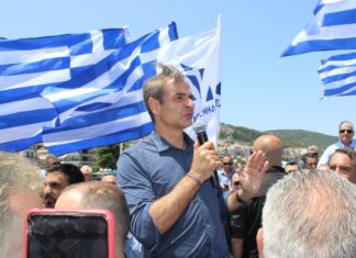 Ποσοστά «καύσωνα» και τέταρτη έδρα ζήτησε ο Μητσοτάκης από την Αμφιλοχία