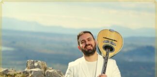 «Γλέντι θερινό» με τον Παύλο Μπερμπερίδη στον «Ελληνίς»