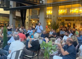 Συνάντηση Θανάση Παπαθανάση με πολίτες στο Αγρίνιο