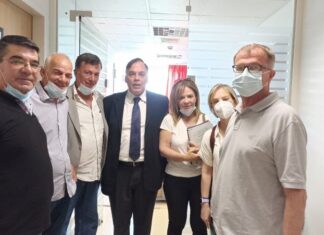 Κλιμάκιο του ΠΑΣΟΚ στο νοσοκομείο Αγρινίου – Σταρακά : «Μόνο με το ΠΑΣΟΚ θα αναγεννηθεί το ΕΣΥ»