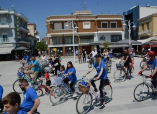 Το Μεσολόγγι γιόρτασε μαζικά την παγκόσμια ημέρα ποδηλάτου
