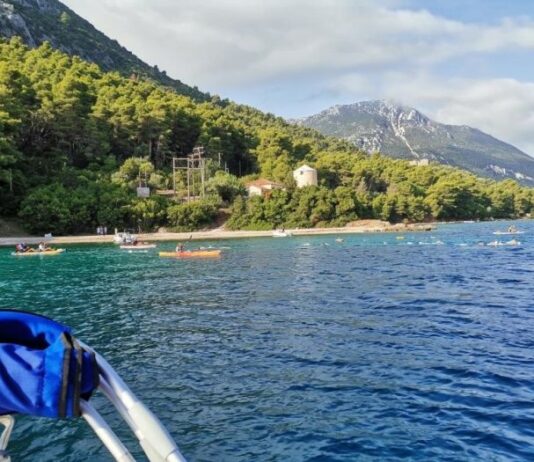 Στις 23/8 ο 5ος κολυμβητικός διάπλους «Μύλος Κάστρο Καλάμου (Μπένελόρδου) – Φάρος Μύτικα»