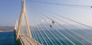 Γέφυρα Ρίου – Αντιρρίου : Δομική παρακολούθηση & εντυπωσιακό θέαμα από ομάδα συντηρητών – αλπινιστών