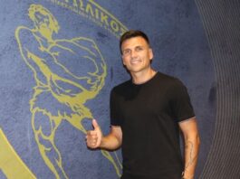 Παρελθόν και ο Μαρκόφσκι από τον Παναιτωλικό