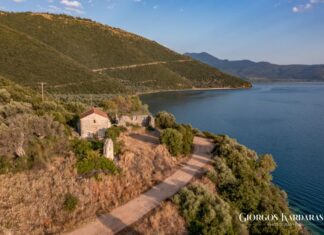 Ιερά Μονή Φωτμού: Το έρημο και απομονωμένο μοναστήρι στην Τριχωνίδα