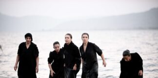 Το θεατρικό «Μιλώ σε σένα, Πατρίδα» από το ΔΗΠΕΘΕ Αγρινίου σε Αμφιλοχία και Μενίδι