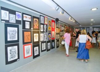 Η ετήσια έκθεση έργων του Εικαστικού Εργαστηρίου του Δήμου Αγρινίου