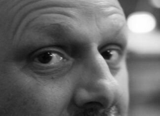 Γιάννης Γιαπράκης: Γιατί “Ανυπότακτο” και ποιός φοβάται τη Δημοκρατία