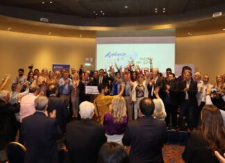 Με πολύ κόσμο Μπακογιάννη, Παπαστεργίου και Βαληνάκη η ομιλία Παπαναστασίου στην Αθήνα