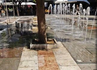 «Αγρίνιο Ανοιχτό & Πράσινο»: Προχειρότητες της δημοτικής αρχής με το συντριβάνι της πλατείας δημιουργούν κίνδυνο ατυχημάτων