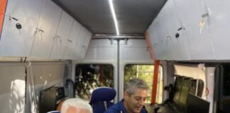 Επίσκεψη Ζαΐμη στο καινοτόμο όχημα της Πυροσβεστικής που συμπληρώνει το έργο των drones