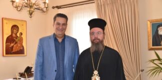 Συνάντηση Παπαναστασίου με το Μητροπολίτη Δαμασκηνό