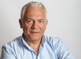 Παραιτήθηκε ο Γιάννης Φαρμάκης