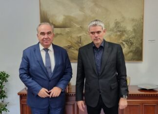 Συνάντηση Καραγκούνη με το Νίκο Παπαθανάση
