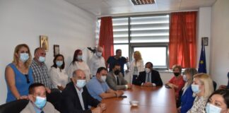 Επίσκεψη Παπαναστασίου στο Νοσοκομείο Αγρινίου και στα ιατρεία του ΙΚΑ