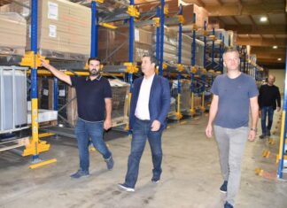 Επισκέψεις Παπαναστασίου σε επιχειρήσεις του Αγρινίου