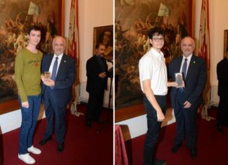 Δήμος Μεσολογγίου : Σε κλίμα χαράς οι βραβεύσεις των πρωτευσάντων απόφοιτων των Λυκείων