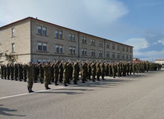 Στρατιωτική… «βοήθεια» στην αγορά του Μεσολογγίου
