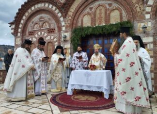Εγκαινιάστηκε ο Ιερός Ναός του Αγίου Νεκταρίου στο Αιτωλικό