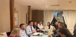 Συνάντηση Σκιαδαρέση με το Σύλλογο Γονέων του ΕΝΕΕΓΥΛ Αγρινίου