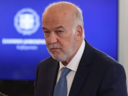 «Άδειασμα» Μητσοτάκη σε Φλωρίδη