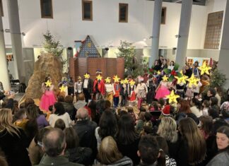 «Καλλιτεχνοχώρι» : Κέρδισε το χειροκρότημα η θεατρική του ομάδα