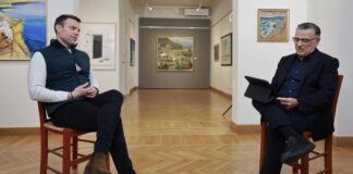 Διατίθεται η Πινακοθήκη για ντεκόρ σε συνεντεύξεις;