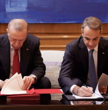 Υπογράψαμε να απέχουμε από… νόμιμες ενέργειες;