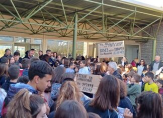 Eπί χρόνια κανείς δεν διαμαρτυρήθηκε για το μισόκλειστο μουσείο με τα φθαρμένα εκθέματα