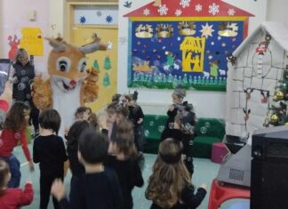 Δώρα και εκπλήξεις για τα παιδιά των παιδικών σταθμών της Αμφιλοχίας