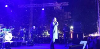 Χρειάζονται μια – δύο θητείες ακόμη για να μάθουμε και τη… νύχτα