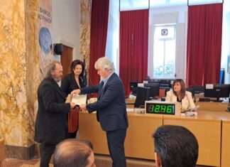 Απονεμήθηκαν τα βραβεία στους διακριθέντες του 2ου Διαγωνισμού Συγγραφής Θεατρικού Μονολόγου