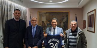 Συνάντηση Παπαναστασίου με τον πρόεδρο της Ε.Ο.Κ