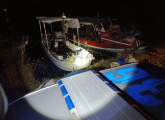 Aμφιλοχία: Ψάρευαν ολοθούρια χωρίς άδεια