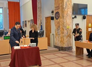 Eυχές για καλή χρονιά στο Δημοτικό Συμβούλιο Αγρινίου