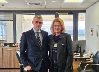 Συνάντηση Καραγκούνη με την πρόεδρο του ΕΟΠΥΥ για τη λειτουργία των φαρμακείων και της Περιφερειακής Διεύθυνσης
