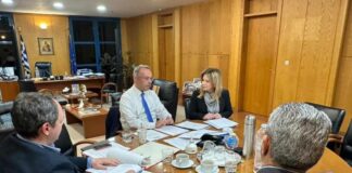 Την κάθετη σύνδεση του Αγρινίου και το διαγώνιο άξονα έθεσε σε Σταϊκούρα η Σταρακά