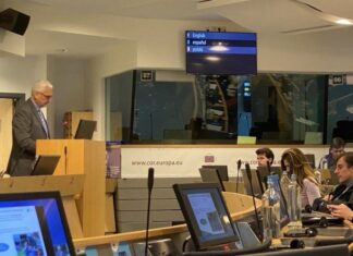 Ο Φ. Ζαΐμης στο συνέδριο για τις πολύτεκνες οικογένειες στις Βρυξέλλες