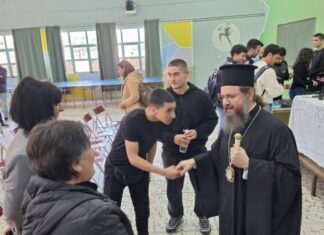 Επίσκεψη του Μητροπολίτη Δαμασκηνού στο ΕΠΑΛ Μεσολογγίου