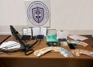 Δυτική Ελλάδα: Γιατρός έδινε ψευδείς βεβαιώσεις σε αλλοδαπούς – Υπερσυνταγογραφούσε σε συνεργασία με ιατρικούς επισκέπτες