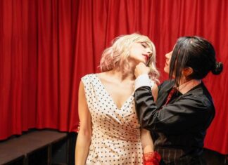 ΔΗΠΕΘΕ Αγρινίου: Δύο ακόμα έκτακτες παραστάσεις στο «Κεκλεισμένων των θυρών» του Σαρτρ