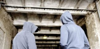 Παραβατικότητα ανηλίκων: Πάνω από 450 ανήλικοι στην Αιτωλοακαρνανία με χειροπέδες