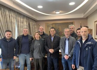 Συνάντηση Παπαναστασίου με μέλη του Συλλόγου Εμπόρων και Επιχειρηματιών