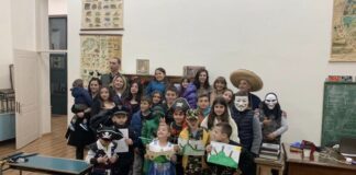 «Το σεντούκι του παππού» ταξίδεψε στη Χαβάη δημιουργώντας ένα παραμύθι γεμάτο δράση