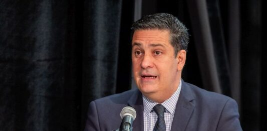 «Ο δήμος παραχώρησε δωρεάν στο Κράτος, αλλά για να παραχωρήσει αυτό στο δήμο θέλει τεράστιο ενοίκιο»