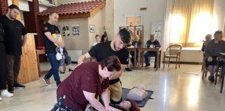Επίδειξη πρώτων βοηθειών στο ΚΑΠΗ Αγίου Δημητρίου