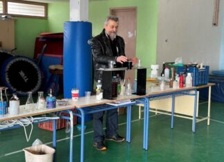 1ο ΓΕΛ Μεσολογγίου: Όταν η Χημεία γίνεται …μαγική